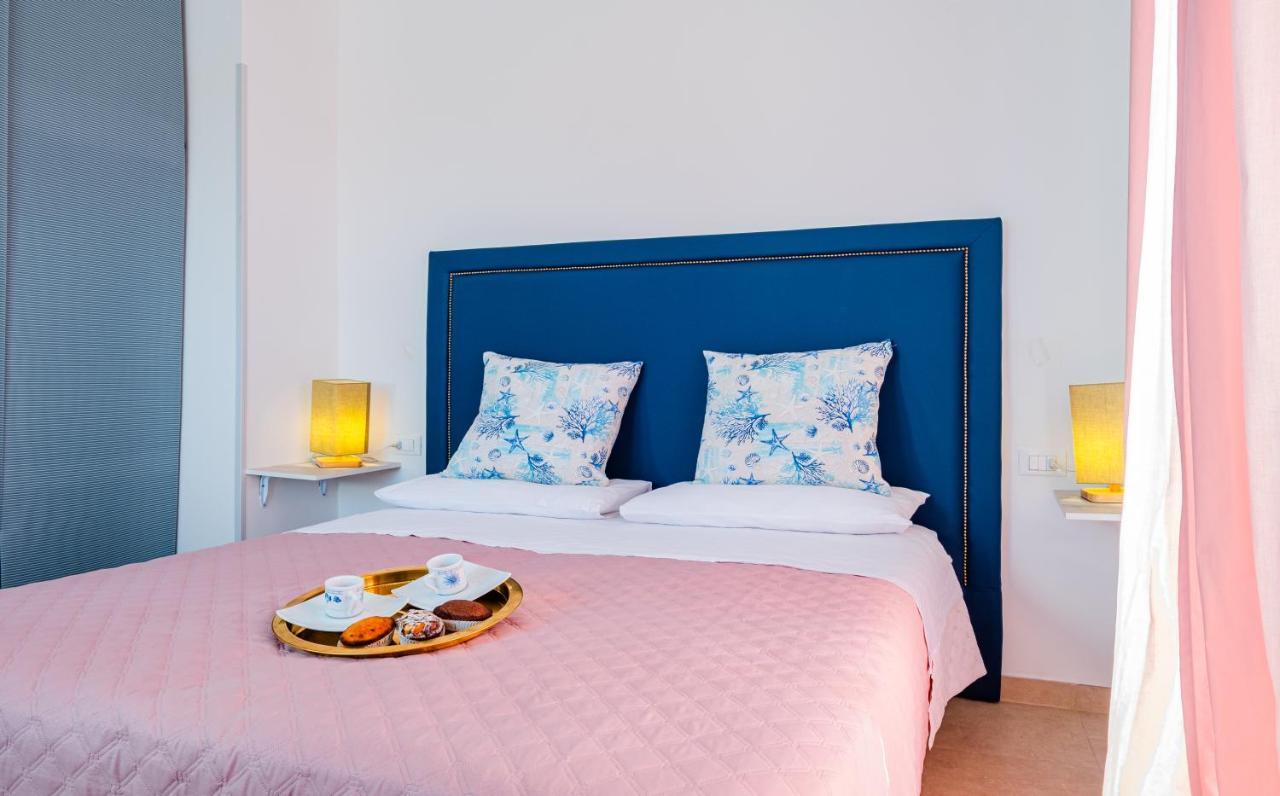 Villette Lux Fronte Spiaggia - Torre Pali Εξωτερικό φωτογραφία