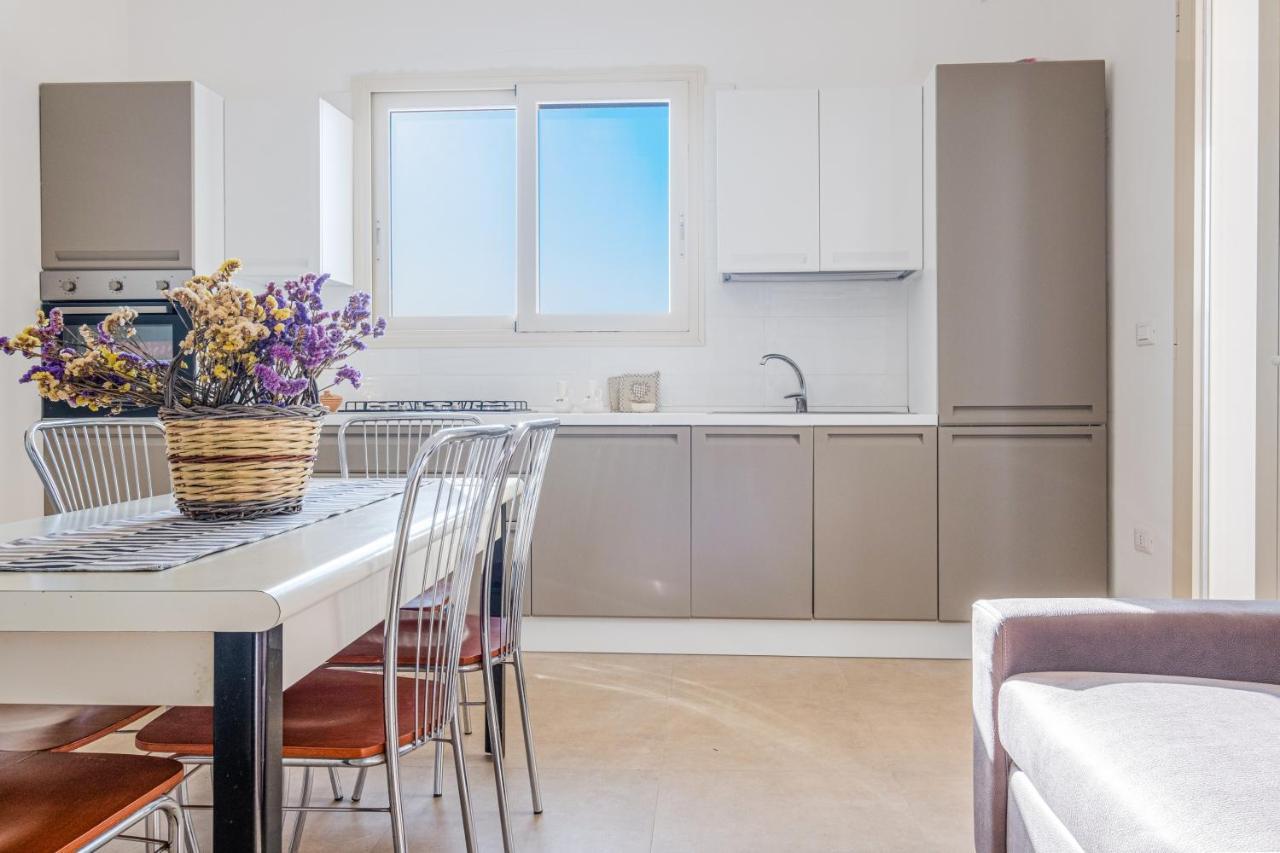 Villette Lux Fronte Spiaggia - Torre Pali Εξωτερικό φωτογραφία