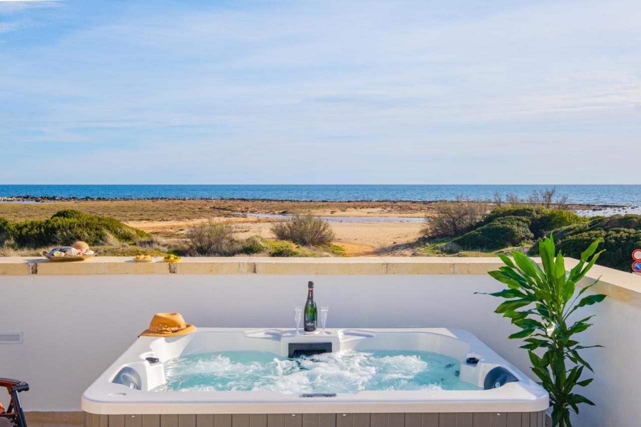 Villette Lux Fronte Spiaggia - Torre Pali Εξωτερικό φωτογραφία