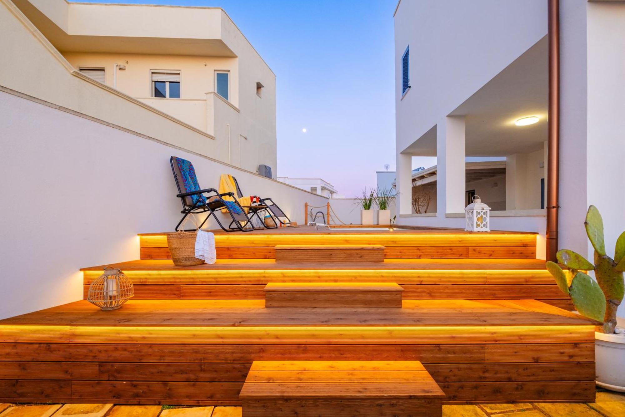 Villette Lux Fronte Spiaggia - Torre Pali Εξωτερικό φωτογραφία