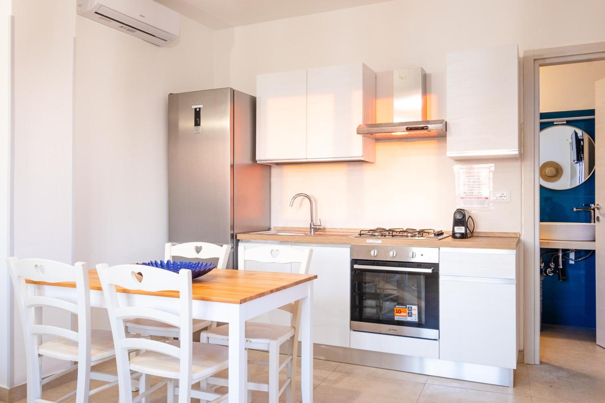 Villette Lux Fronte Spiaggia - Torre Pali Εξωτερικό φωτογραφία